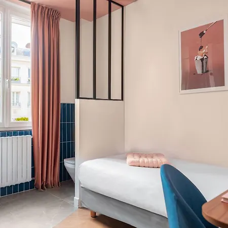 Otel Biskui Levallois-Perret