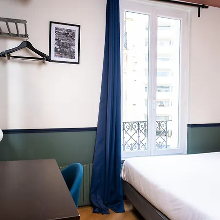 Hotell Biskui 3*